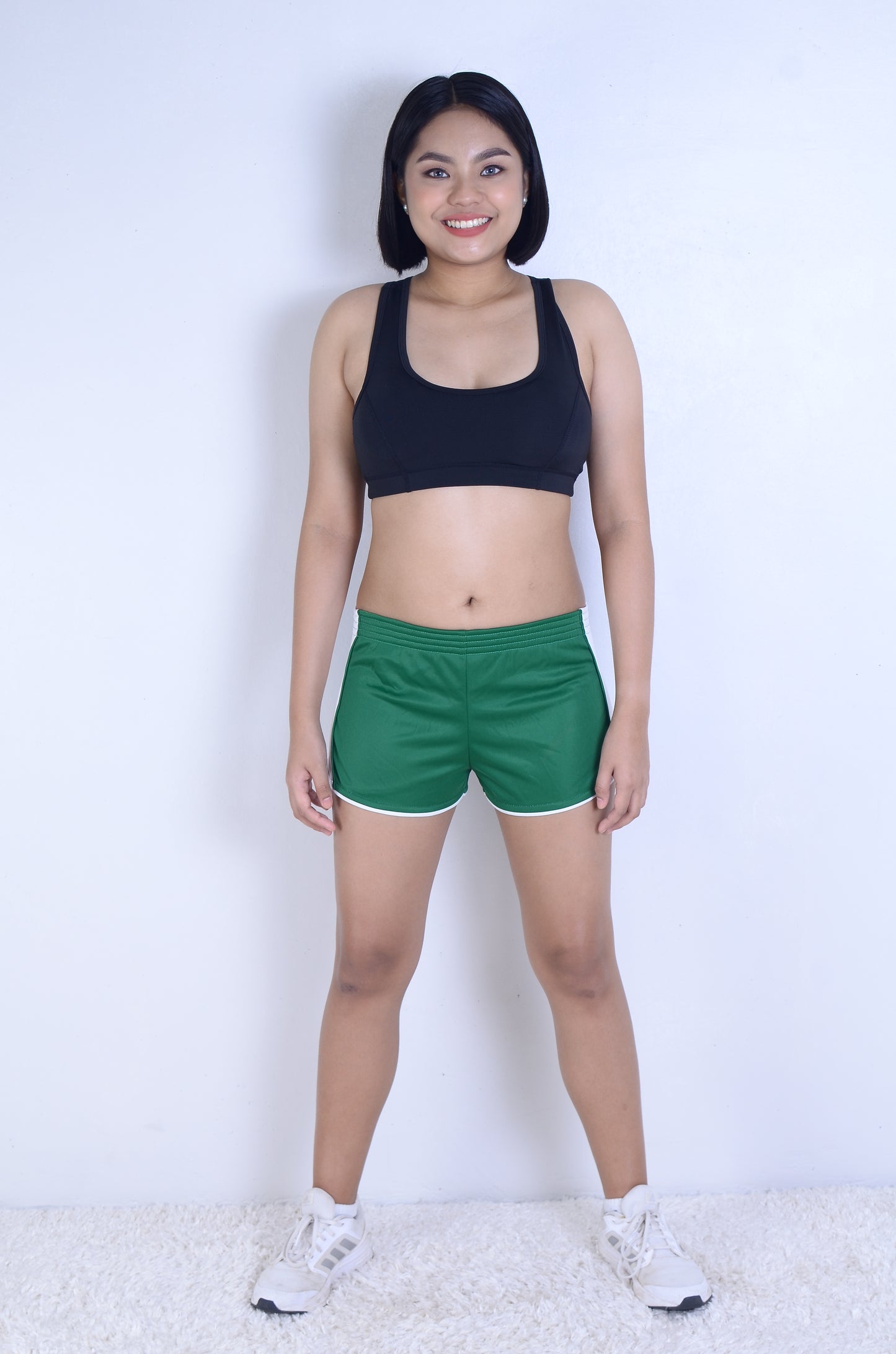 Pantalones cortos forrados de talle medio con bolsillos Blaire