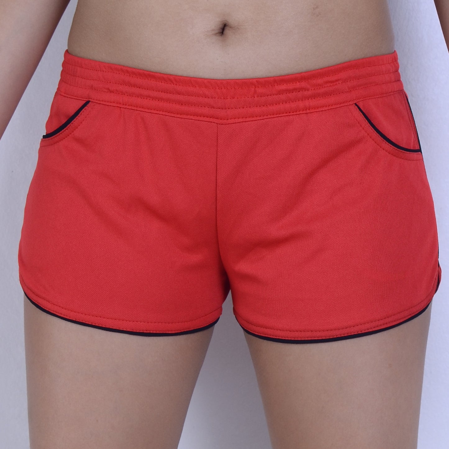 Holiday Low-Rise Lined Shorts with Pockets